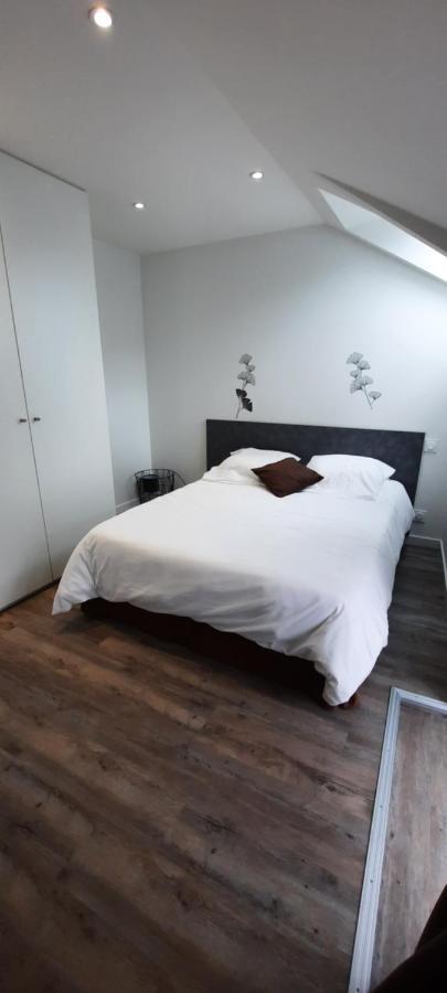 Les Appartements De La B Saint-Benoit-des-Ondes Luaran gambar