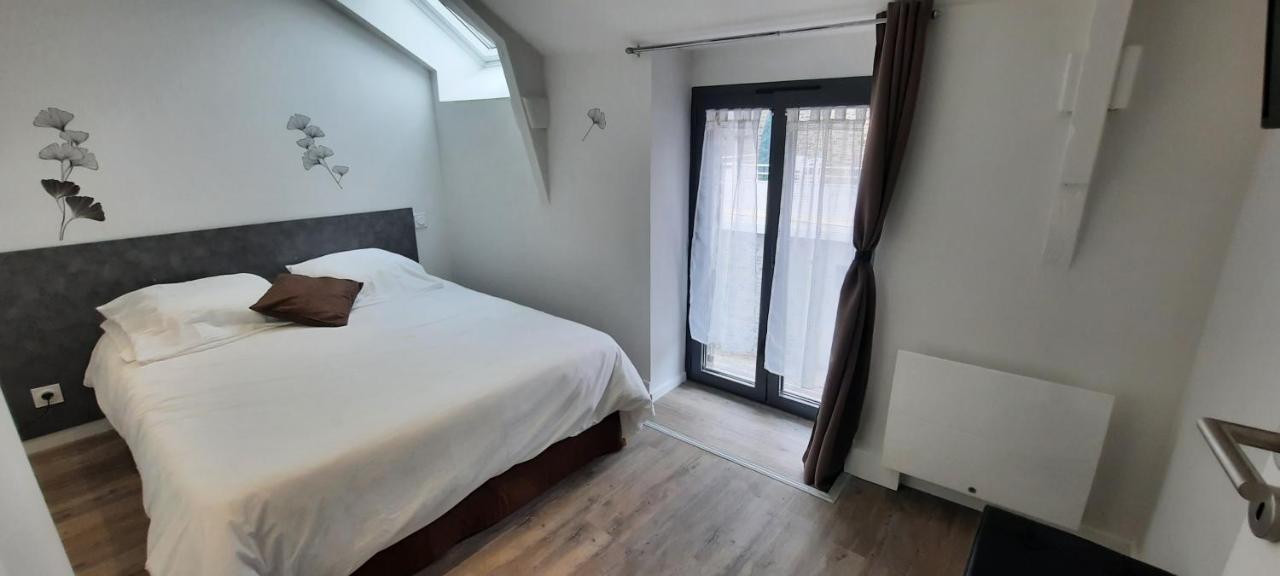 Les Appartements De La B Saint-Benoit-des-Ondes Luaran gambar
