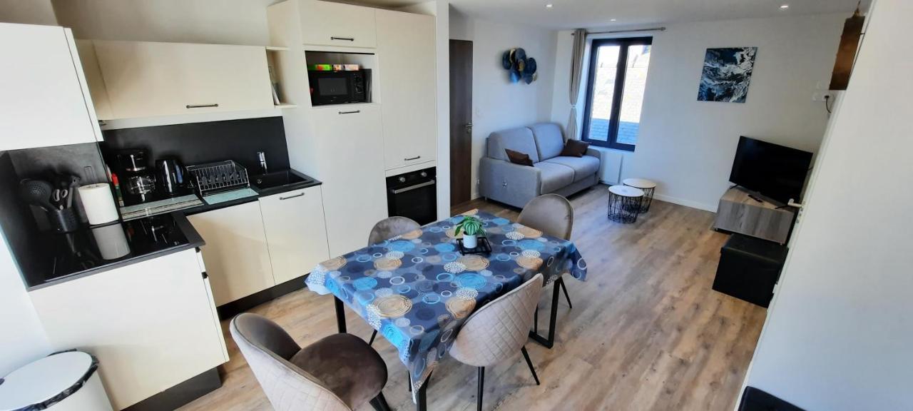 Les Appartements De La B Saint-Benoit-des-Ondes Luaran gambar