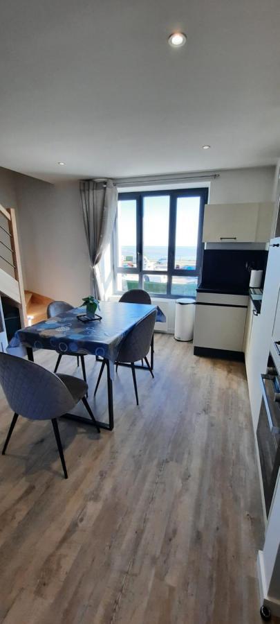 Les Appartements De La B Saint-Benoit-des-Ondes Luaran gambar
