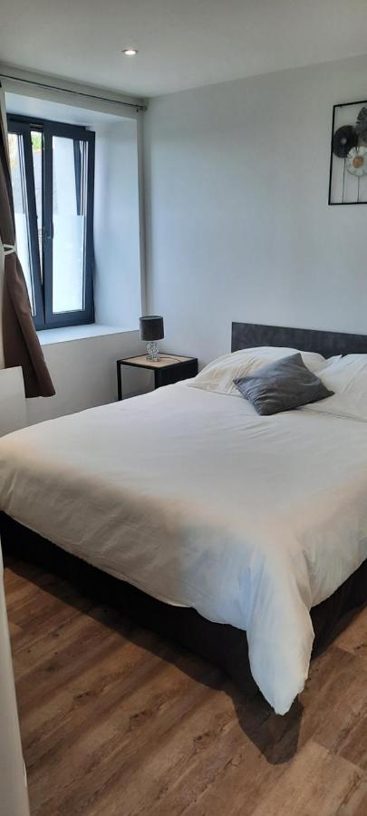 Les Appartements De La B Saint-Benoit-des-Ondes Luaran gambar
